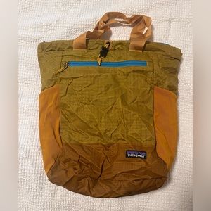 Patagonia Ultralight Black Hole 27L Tote Pack